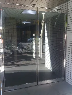 大手町21ビルの外観