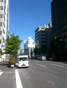 大手町21ビルの外観