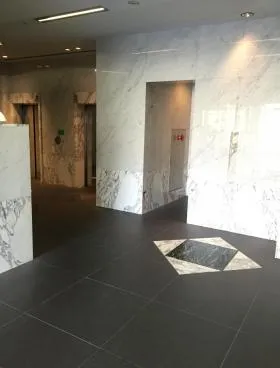 池袋FNビルの外観
