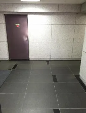 広宣ビルの外観