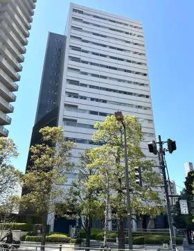 ライズアリーナビルの外観