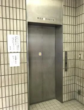 三慶ビルの外観