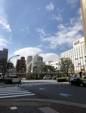 カドヤ10ビルの外観