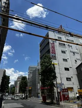 TSUKIJI GRANDE(旧:築地吉本)ビルの外観