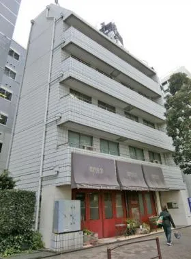 ピラミッド品川ビルの外観