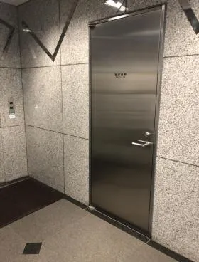 信和ビルの外観