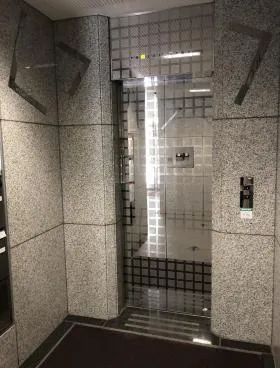 信和ビルの外観