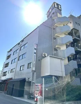 船清ビルの外観