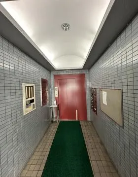 船清ビルの外観