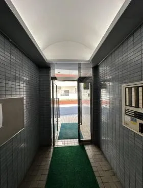 船清ビルの外観