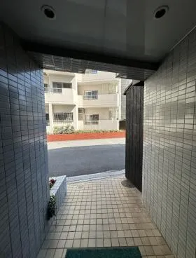船清ビルの外観