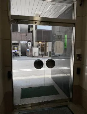 依田忠ビルの外観