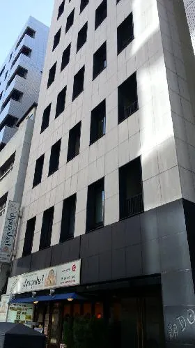 日月館麹町ビルの外観
