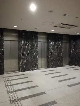 アウルタワーの外観
