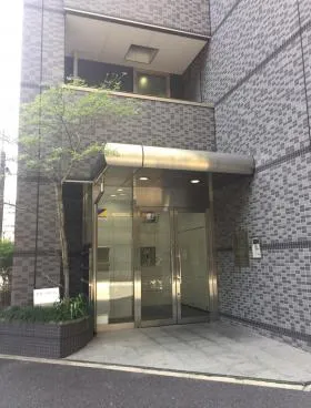 池袋今泉ビルの外観