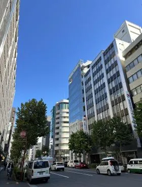 新倉ビルの外観