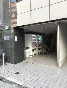 ASビルの外観