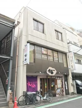 糸原ビルの外観