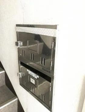 糸原ビルの外観