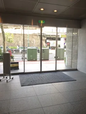 A-PLACE五反田駅前(旧五反田サンケイ)ビルの外観