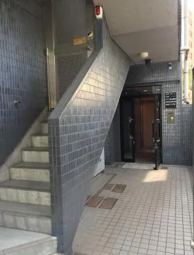 寺岡ビルの外観