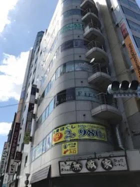 崎本ビルの外観
