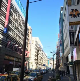池袋嘉泉ビルの外観