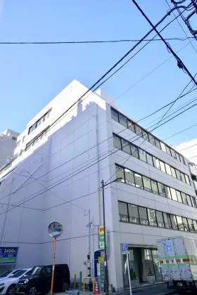名古路本館ビルの外観