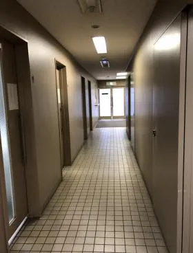 名古路本館ビルの外観