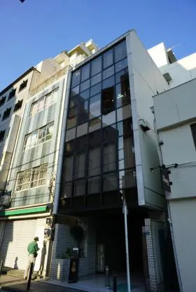 佐伯池袋ビルの外観