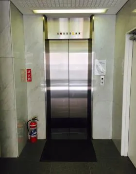 日本橋三友ビルの外観