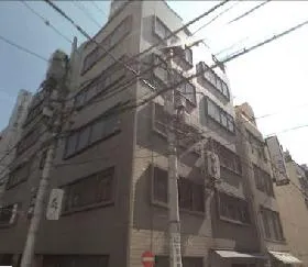 ニュー本町ビルの外観