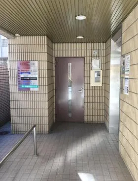 第20SYビルの外観