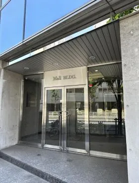 MALIビルの外観