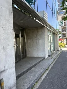MALIビルの外観