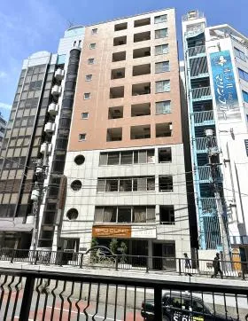 アウルスクエアビルの外観
