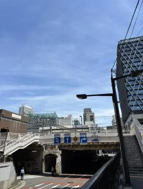 クリフィックススクエアビルの外観