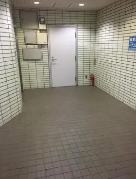 和光湯島ビルの外観