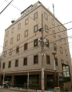 第1三倉ビルの外観