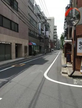 天神弥栄興産ビルの外観