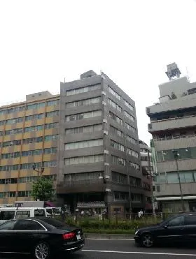 麹町三幸ビルビルの外観