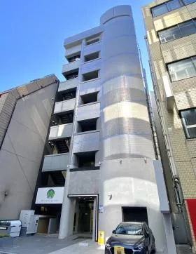 神田三崎町ビルの外観