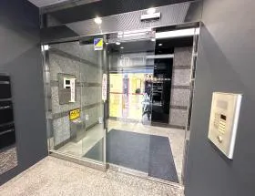 神田三崎町ビルの外観