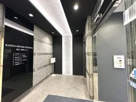 神田三崎町ビルの外観