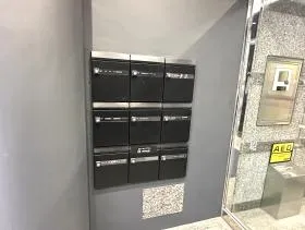 神田三崎町ビルの外観
