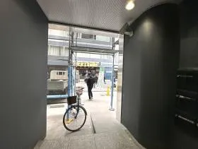 神田三崎町ビルの外観