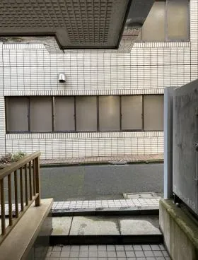 隼町サン・アンド・スタービルの外観