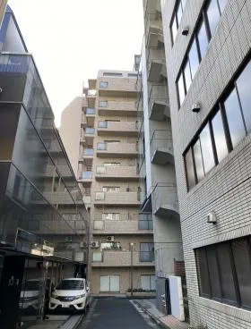 隼町サン・アンド・スタービルの外観