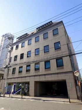 MKビルの外観