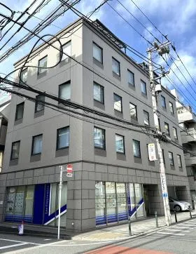 MKビルの外観